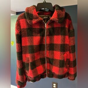 TECREW Checkered Red and Black Puffer Jacket. WOMENS